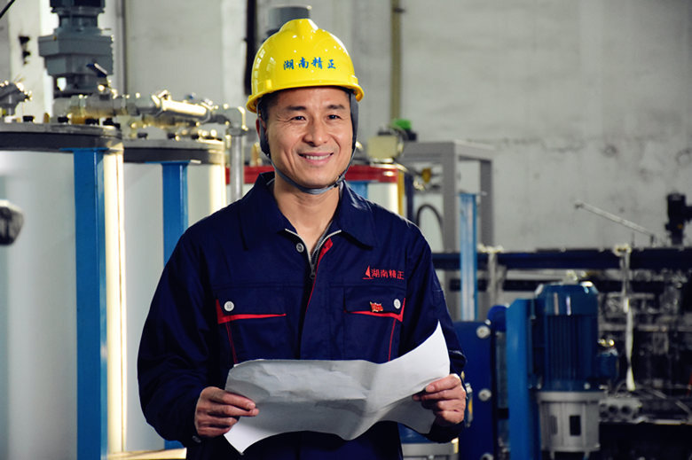 【最美勞動者】李信仁：匠心向黨，崗位成才，勇攀科技創(chuàng)新高峰